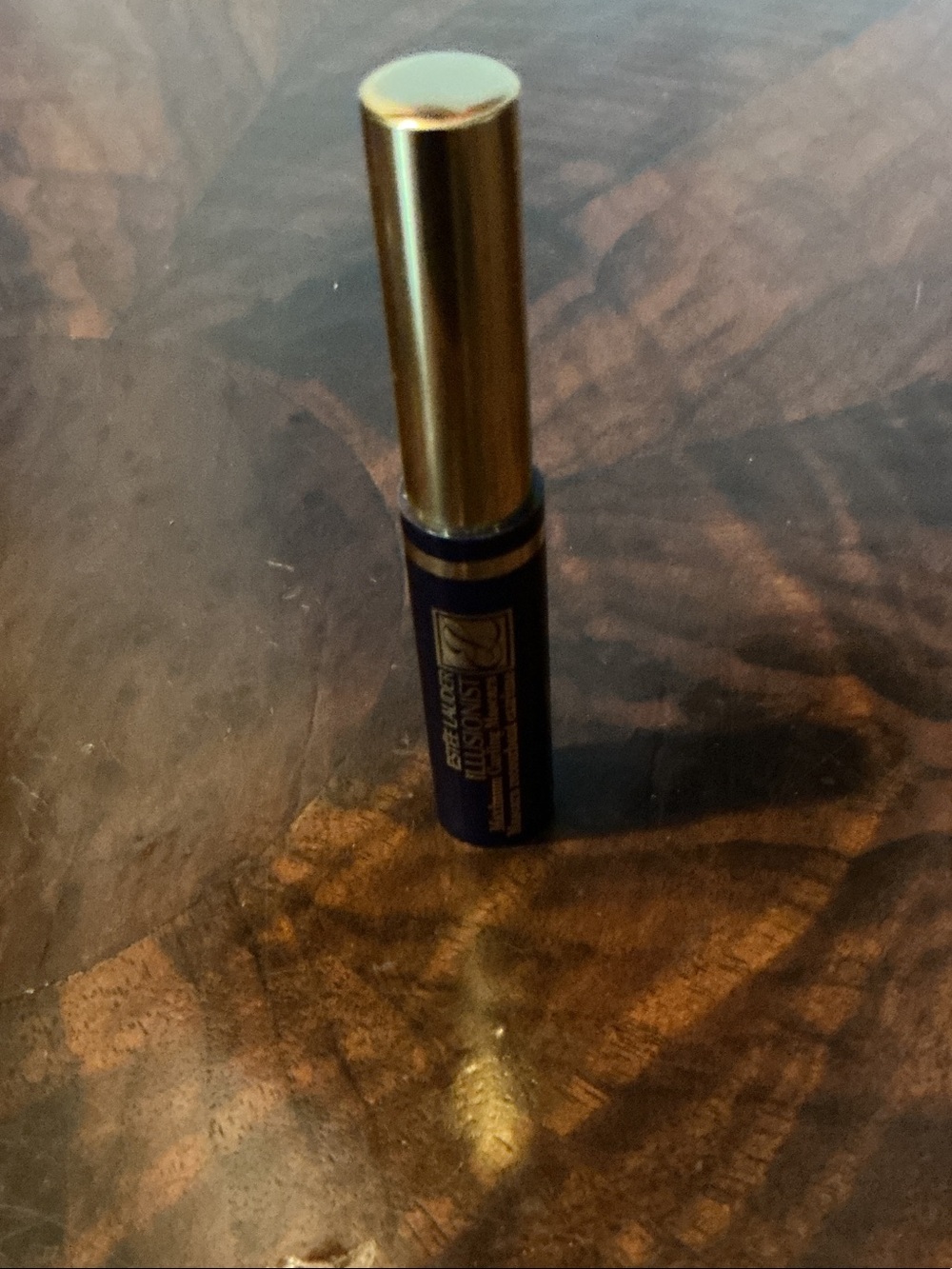 NEW ESTEE LAUDER ILLUSIONIST MAXIMUM CURLING MASCARA